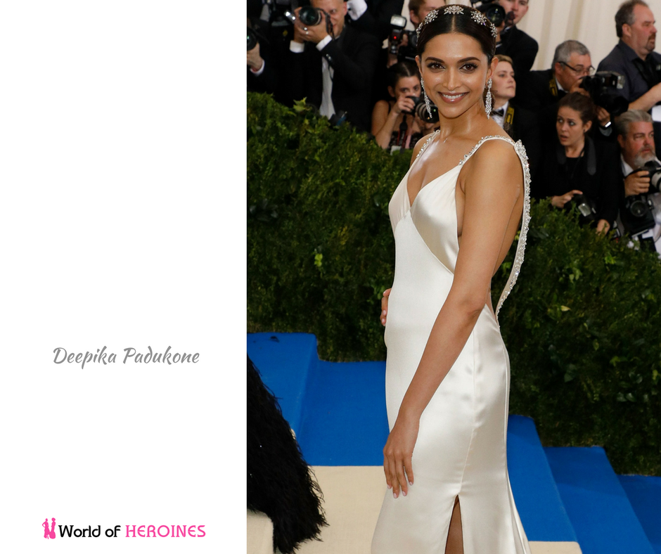 Deepika Padukone Wardrobe Malfunction